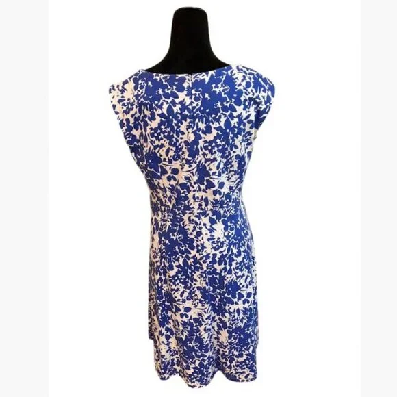 Talbot's Sleeveless FIt and Flare Blue and White Floral Print Dress Size 10 EUC - Picture 2 of 9